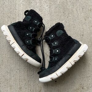 SOREL EXPLORER II JOAN COZY WATERPROOF SUEDE BOOT kids size 3